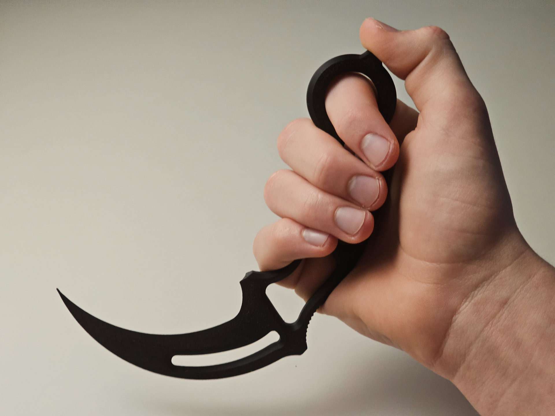 Skeleton karambit